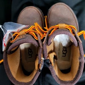 Ugg toddler boots